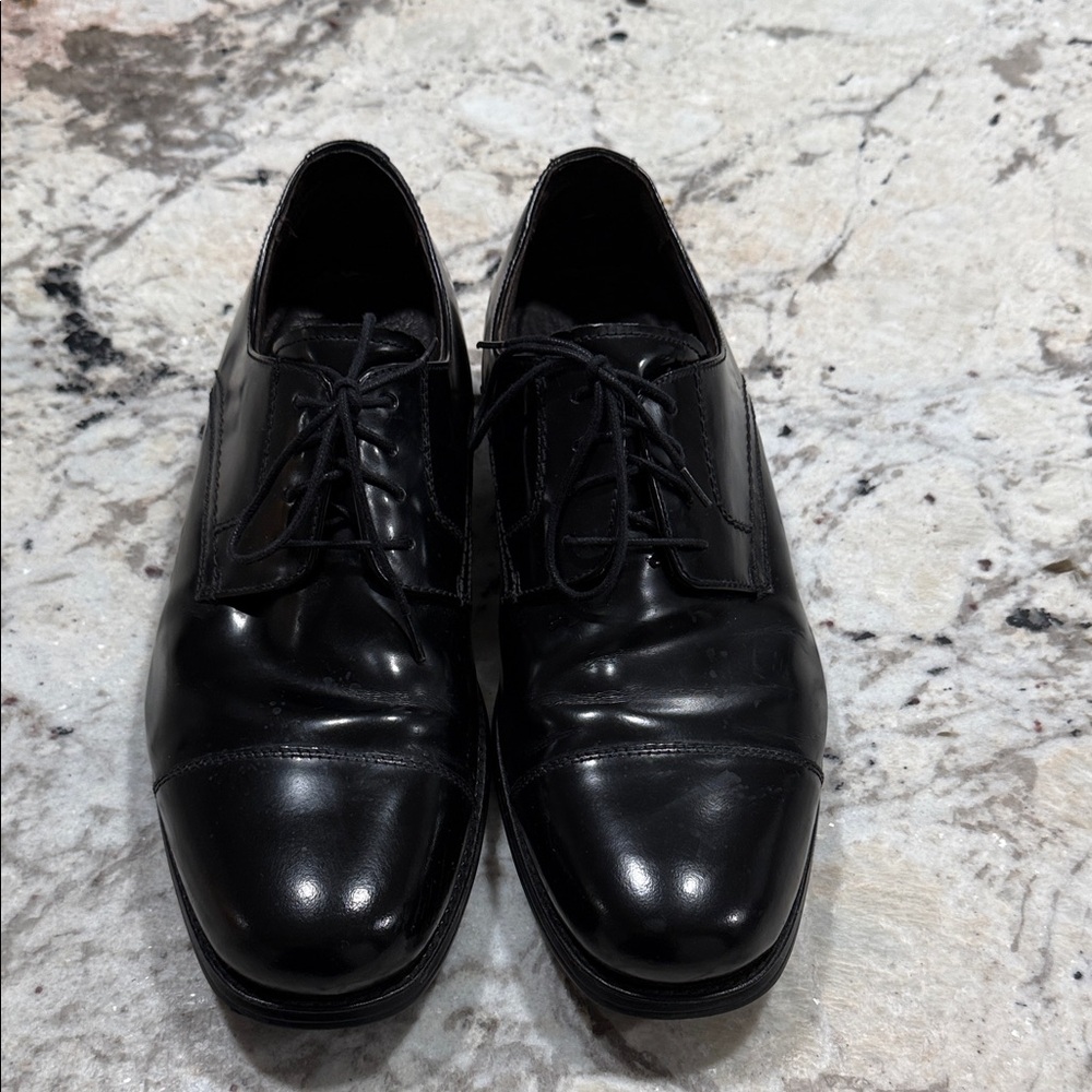 Men's Black Cap-Toe Oxford Dress Shoes